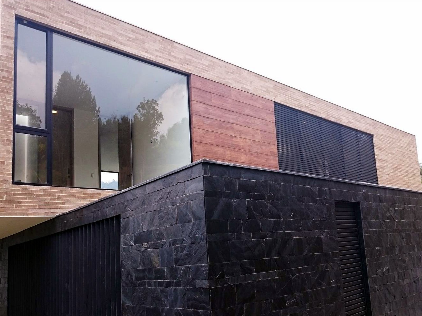 Casa Ladrillo y Piedra