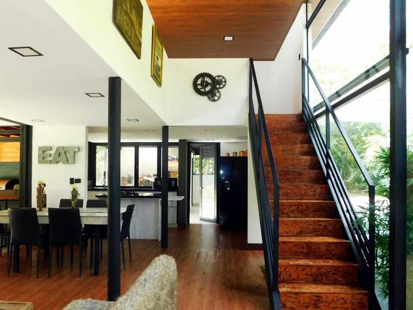 Casa Vidrio y Acero